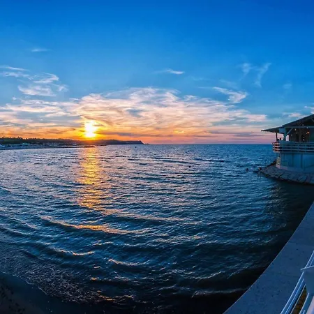 Il Nido Della Fortuna Oasi Di Pace, Relax, Storia E Mare Apartment