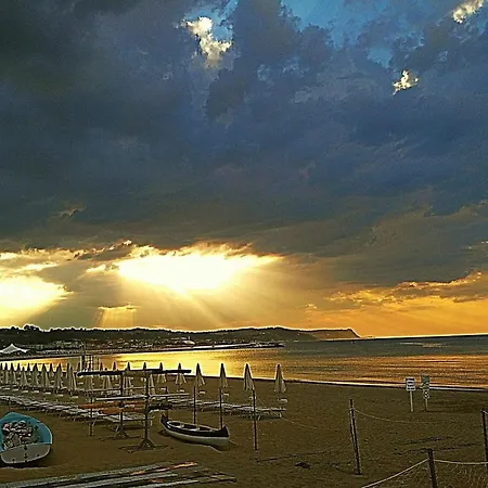 Il Nido Della Fortuna Oasi Di Pace, Relax, Storia E Mare *