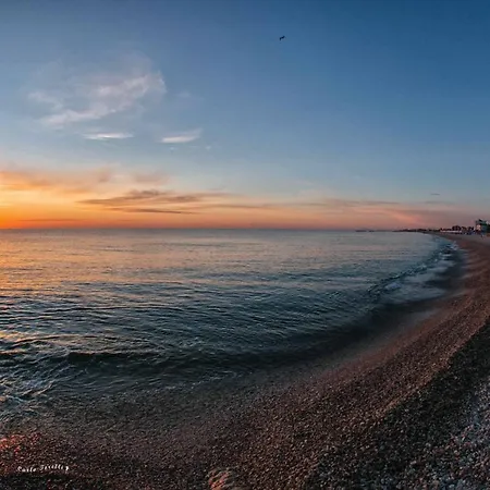 Il Nido Della Fortuna Oasi Di Pace, Relax, Storia E Mare Fano