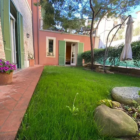 Il Nido Della Fortuna Oasi Di Pace, Relax, Storia E Mare Daire Fano